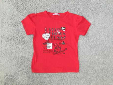 Červené tričko s kamínky, 128