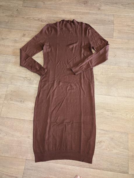 Úpletové šaty laskana v. 40, 40