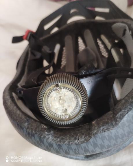 Bezpečnostní helma abus aca -urban 1, m