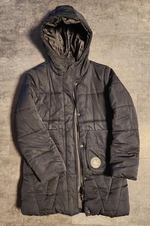 Kabát černý vel. 146, reserved,146