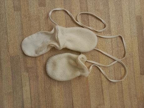 Miminkovské rukavice,