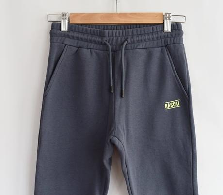 Tepláky vel. 11 - 12 let, 152