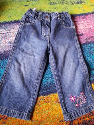 Vyšívané džíny na holčičku, 104