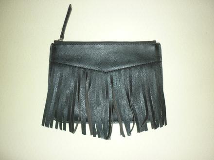 Černé psaníčko accessoires, 