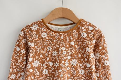 Trička vel. 3 - 4 roky, tu,104