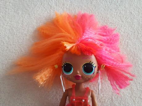 Lol velká ségra duhová panenka s malou panenkou,