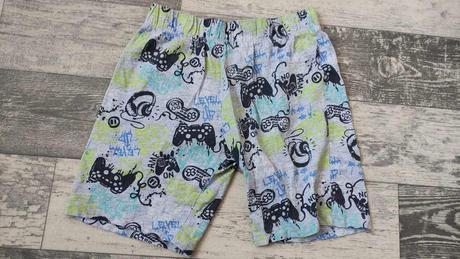 Kraťasy/šortky chlapecké v.134, f&f,134