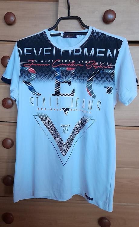 Red down juniorské stylové tričko, s