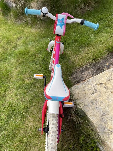 Dětské kolo cube 160 top stav, 16