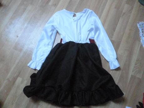 Karneval děti šaty vel.7-8,