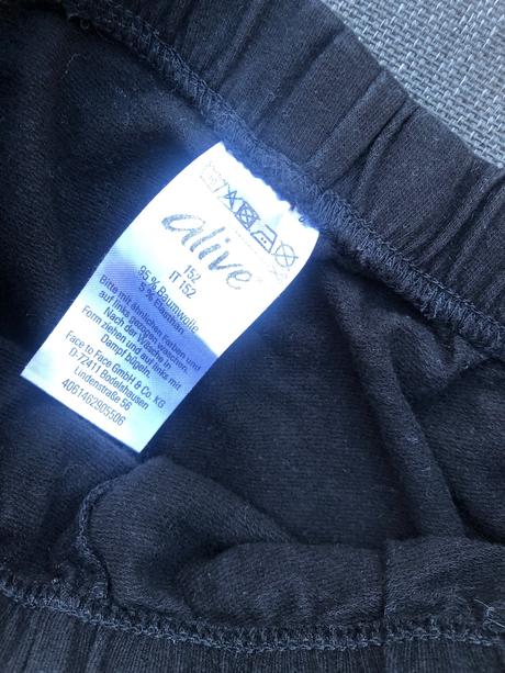 Leginy s rozsirenymi nohavicemi 152 alive cerne, alive,152