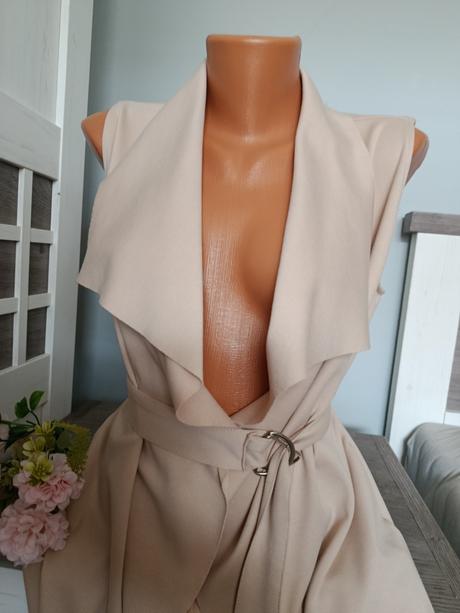 Béžová vesta, amisu,36