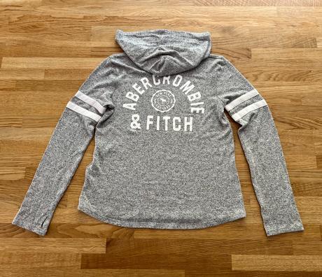 Svetr & šedá klokanka abercrombie&fitch v. 140, abercrombie&fitch,140