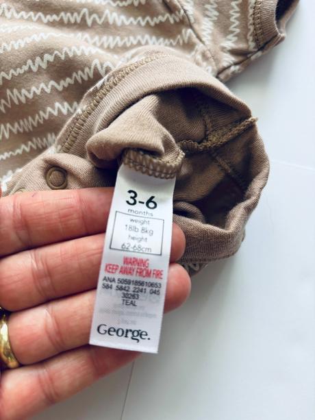 Body světle hnědé - v.3/6 měs, george,68