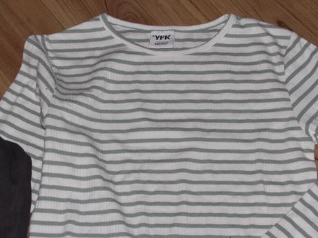 Sukně vel. 146/152, 5x tričko vel. 146/152, kik,152