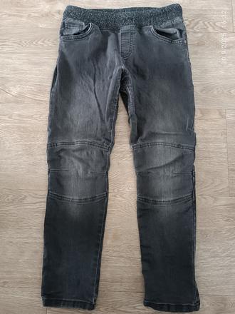 Džíny, f&f,134