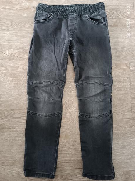 Džíny, f&f,134
