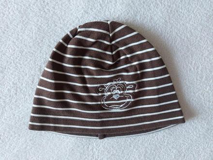 Čepice s opicí, 92