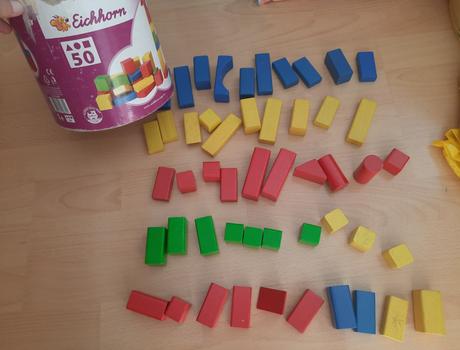 Kostky zn. eichhorn- balíkovna 50 kč,