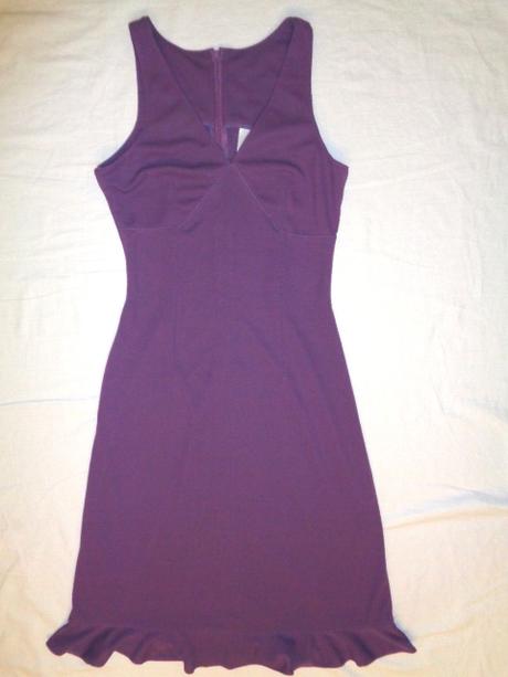 Nádherné fialové šaty s volánkem - velikost 34, xs