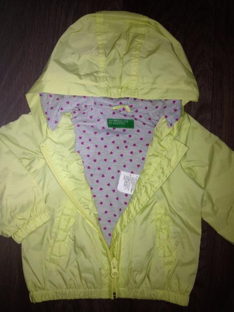 Bunda benetton + capáčky, 68–80
