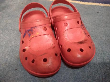 Dívčí papuče, boty na ven vel. 27, vnit.stélka 18, 27