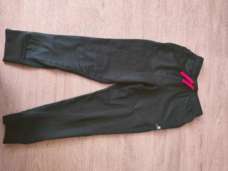 Dětské tepláky, decathlon,146