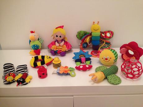 Hračky pro kojence zn.lamaze,haba,lego,chicco a.i,