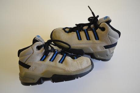 Adidas kotníkové boty, adidas,23