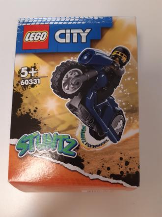 Lego city 60331 motorka na kaskadérské turné,