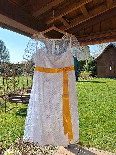 Svatební šaty bílé vel cca 42/44, 42