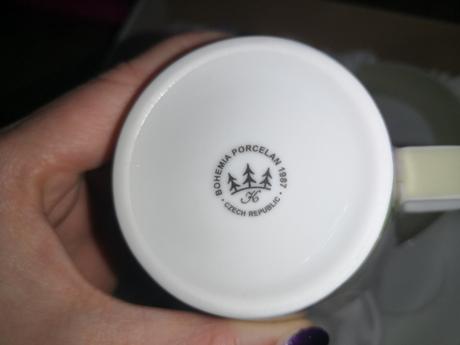 Dárková kazeta s porcelánem nová,