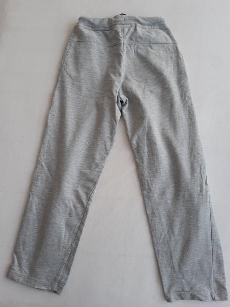 Světle šedé tepláky, c&a,128