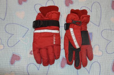 Prstové zimní rukavice, 110