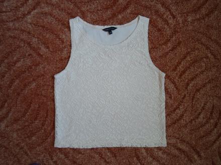 Meruňkové tričko triko tílko crop top s krajkou, 158