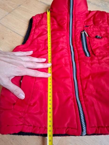 Vesta oboustranná unisex 'fajfka' vel cca 116, nike,116