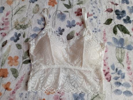 Bílá krajková braletka, h&m,m