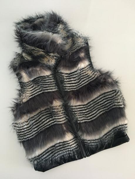 Kožíšková vesta, vel. s/m, s