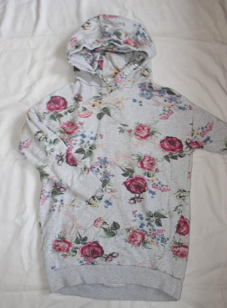 Po 143. hezká delší růžičková minikna 7-8 let, next,128