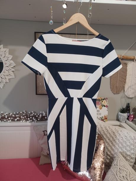 Pruhované šaty xxs / 158, 158