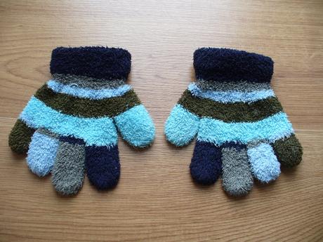 Měkké chlupaté rukavice na 6-7 let, xs