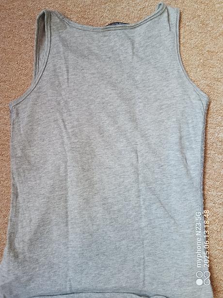 Tílko zn."sisley-benetton" vel."140", benetton,140