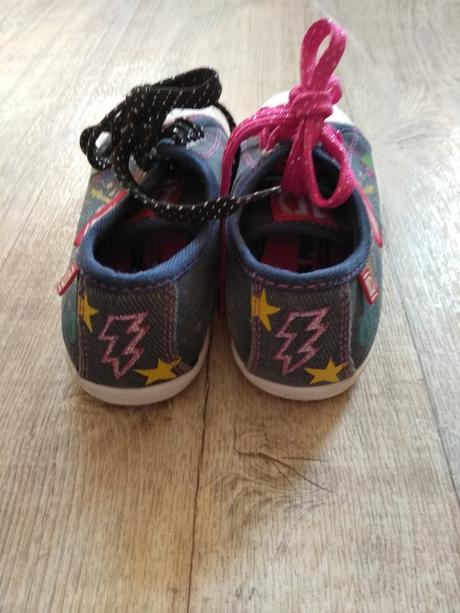 Vel 32 dívčí  id, 32