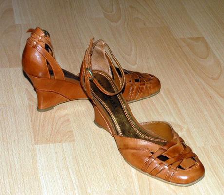 Letní sandály na podpatku v odstínu oříškově hnědé, 39