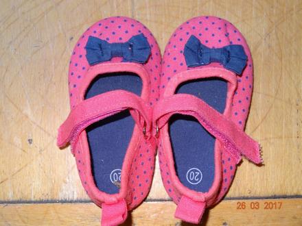 Dívčí baleríny, 20