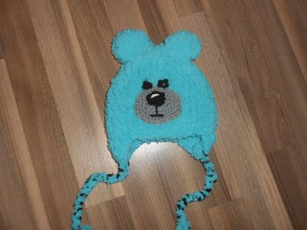 Čepička s ouškama, 86