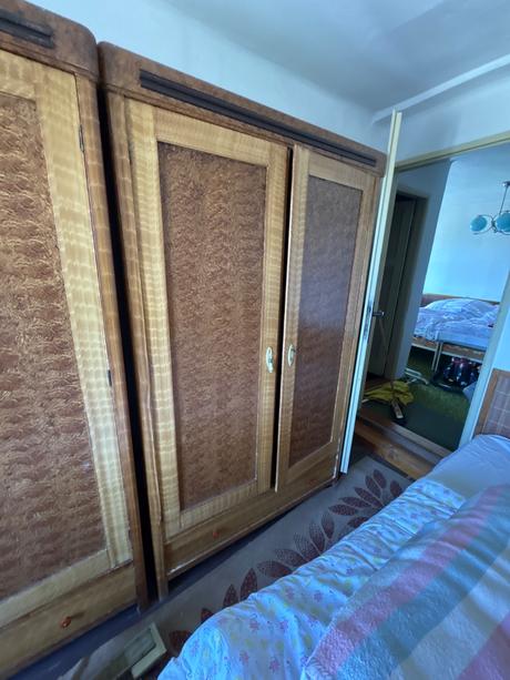 Stare satni skrine po babicce - retro,