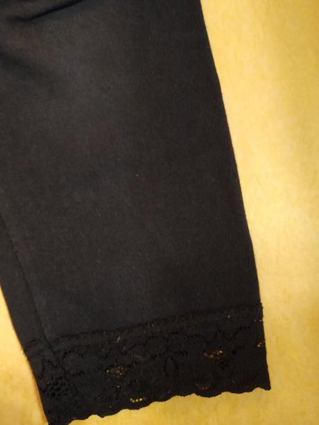 Zn. legíny s krajkou vel. 122-134, 122