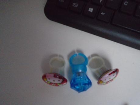 Prstýnek dětský diamant plast svítí 3ks kitty,
