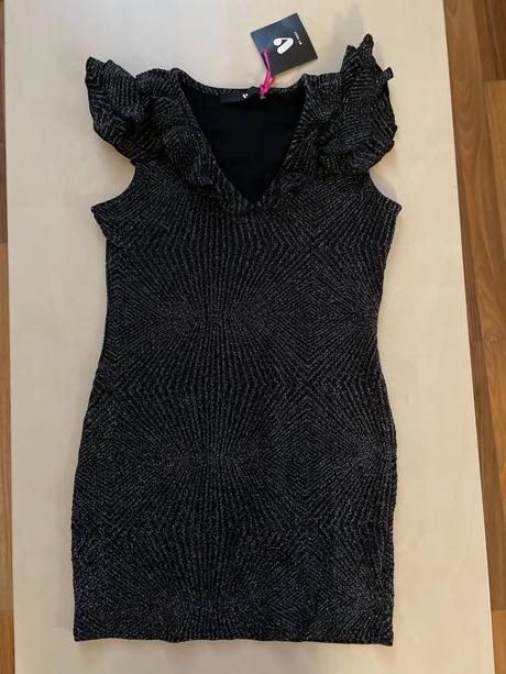 Nové úpletové třpyt minišaty s křidýlkovým rukávem, m